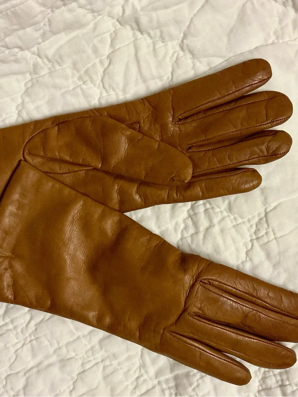 Neiman Marcus brown leather gloves